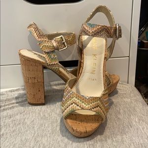 Anne Klein size 7 multicolor block heel